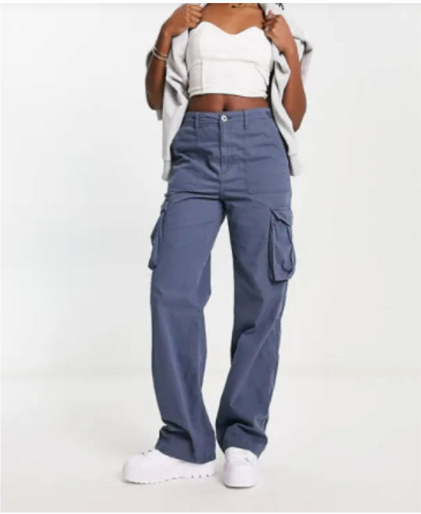 Women’s Straight Leg Cargo Jeans