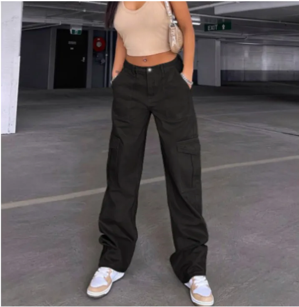 Women’s Straight Leg Cargo Jeans