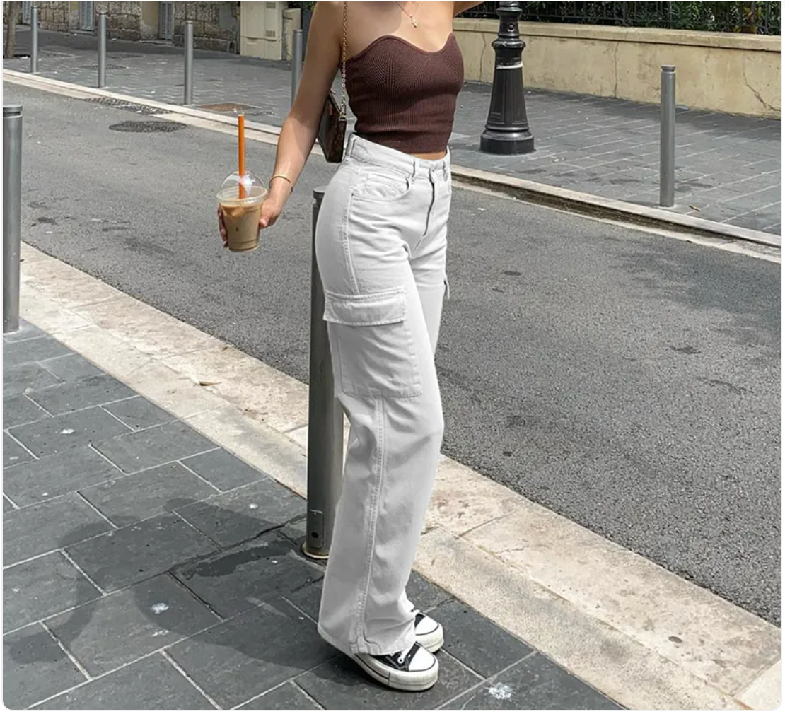 Women’s Straight Leg Cargo Jeans